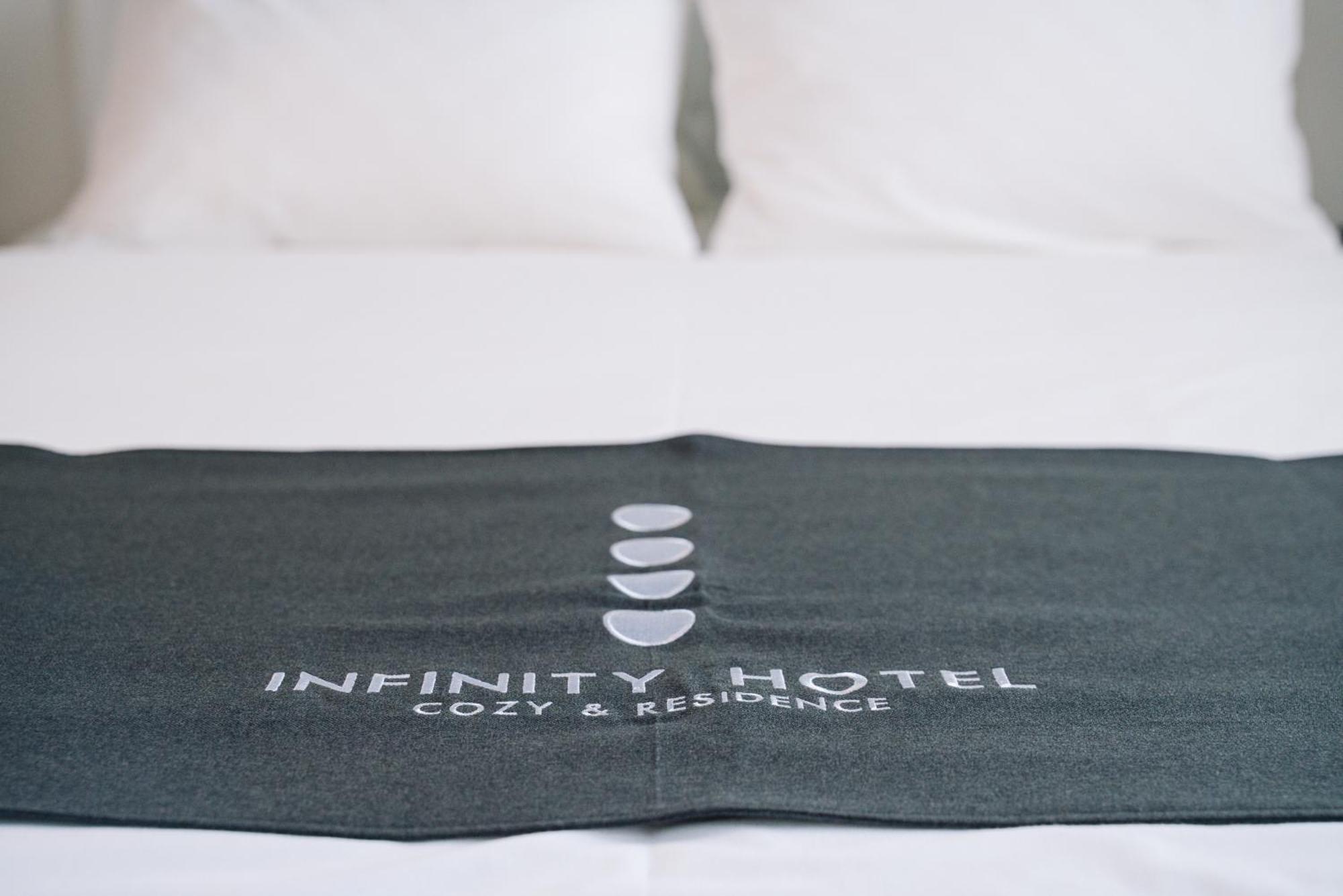 Infinity Hotel -Jiitchaku- Urasoe Екстериор снимка